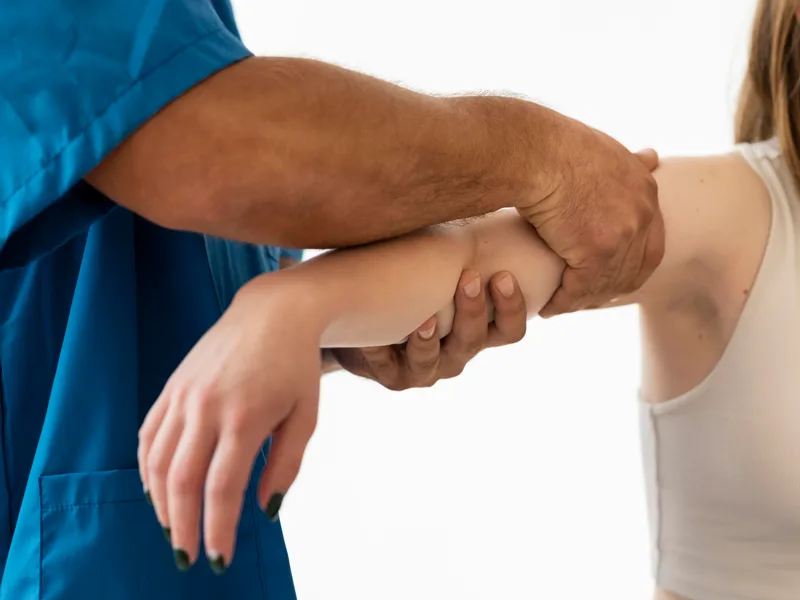 Chiropractic care for elbow pain at Wellcare Chiropractic And Rehabilitation Clinic in houston