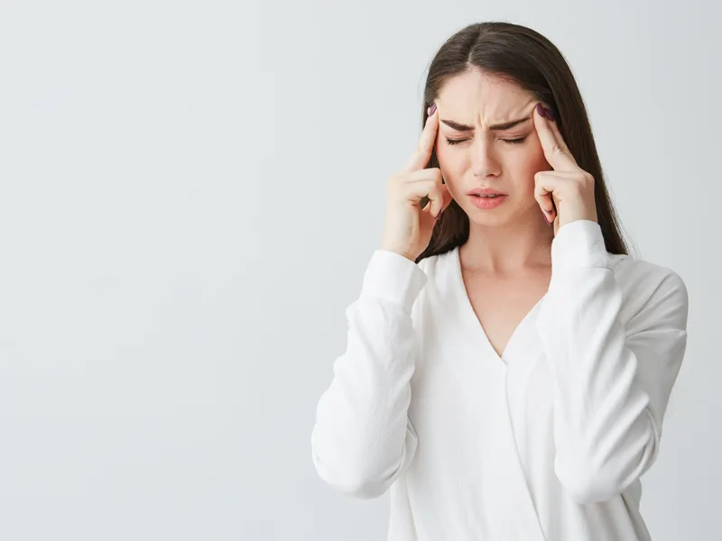 How Wellcare Chiropractic And Rehabilitation Clinic treats headaches & migraines in houston