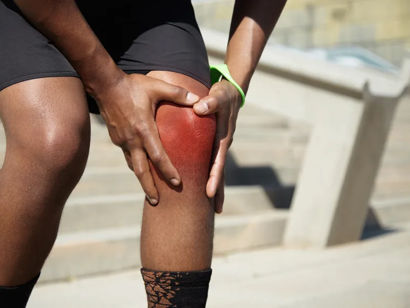 Wellcare Chiropractic And Rehabilitation Clinic treating knee pain in houston