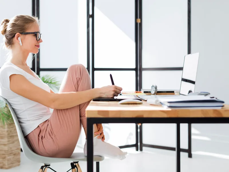 Wellcare Chiropractic And Rehabilitation Clinic treating poor posture in houston